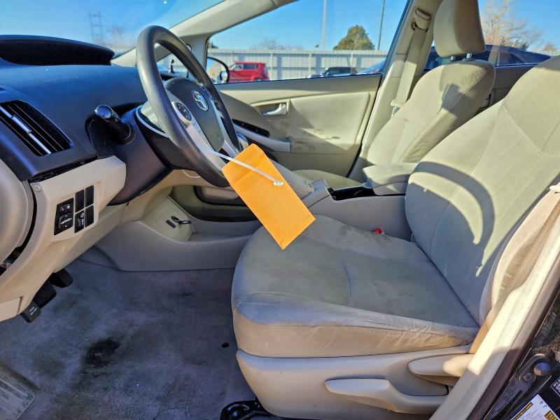 Photo 7 from auction – 2011 TOYOTA PRIUS with VIN JTDKN3DUXB0264015