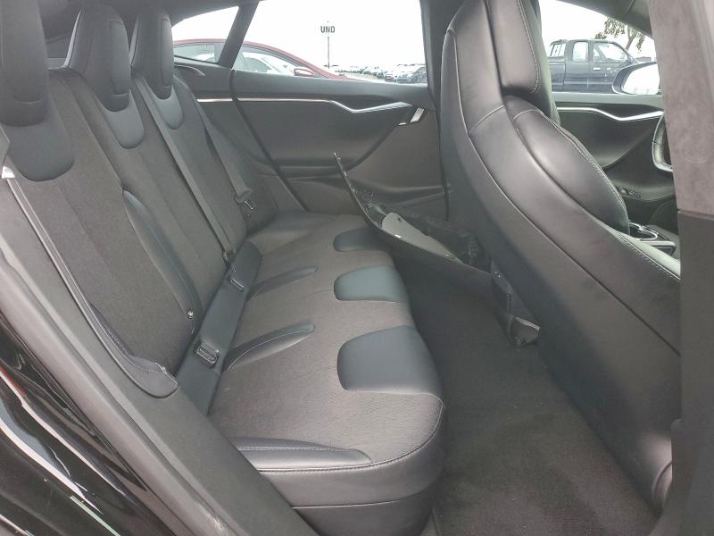 Photo 10 from auction – 2017 TESLA MODEL S with VIN 5YJSA1E15HF176634