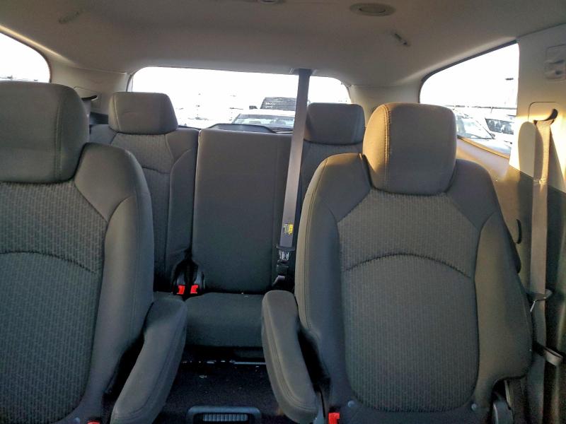 Photo 10 from auction – 2010 CHEVROLET TRAVERSE L with VIN 1GNLRFED8AS108042