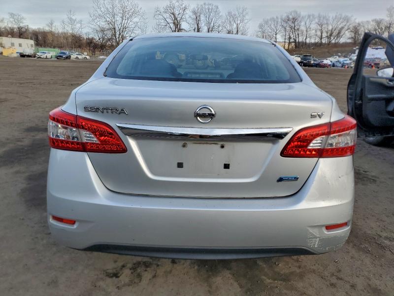 Photo 6 from auction – 2014 NISSAN SENTRA S with VIN 3N1AB7AP5EY237702