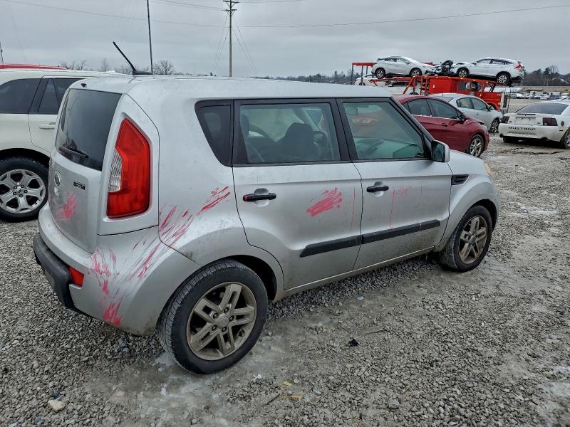 Photo 3 from auction – 2010 KIA SOUL + with VIN KNDJT2A27A7043654