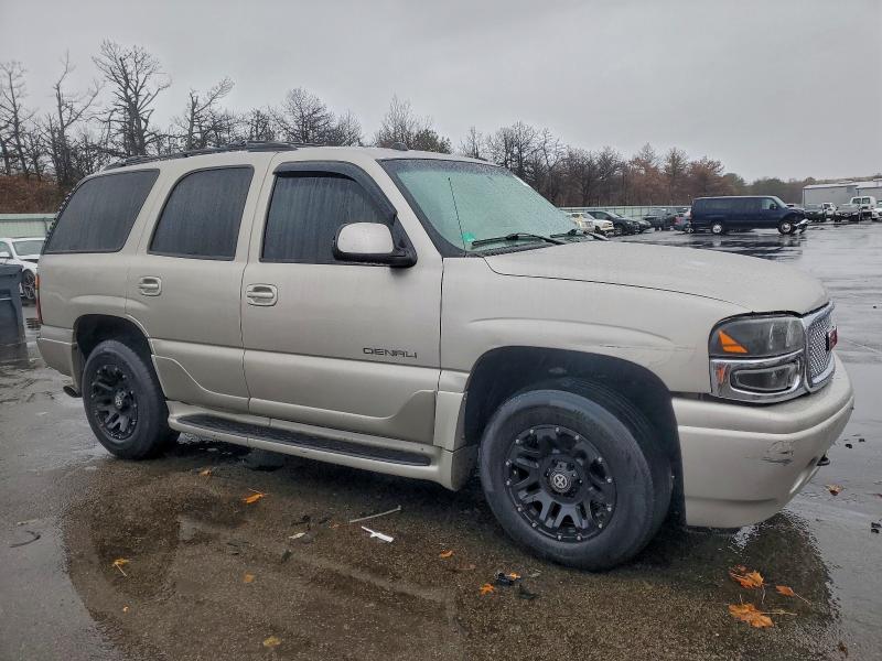 Photo 4 from auction – 2004 GMC YUKON DENA with VIN 1GKEK63UX4J177273