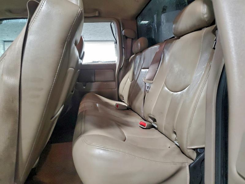 Photo 10 from auction – 2007 CHEVROLET SILVERADO with VIN 1GCEK19B97Z205655