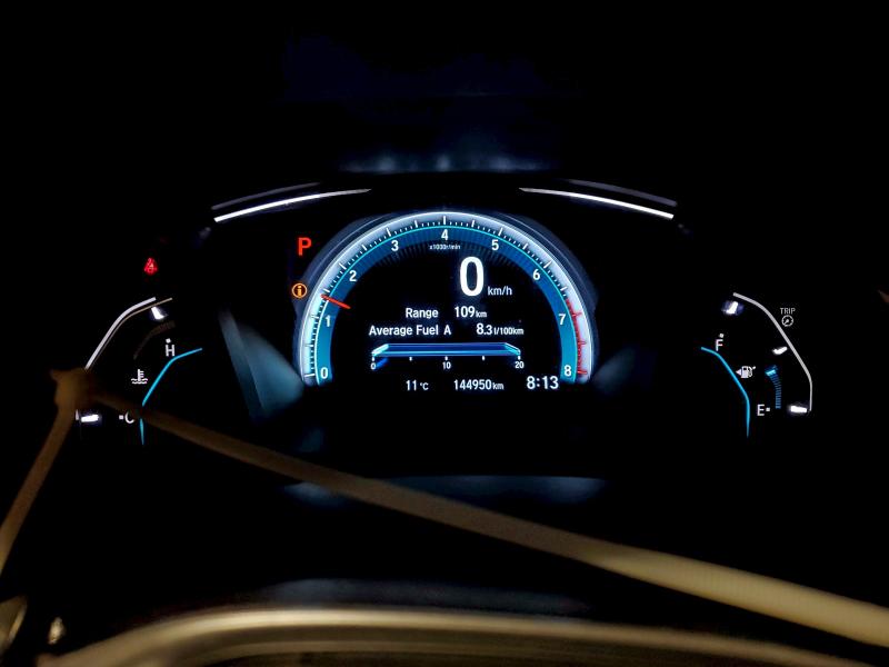 Photo 9 from auction – 2018 HONDA CIVIC LX with VIN 2HGFC2F56JH017996