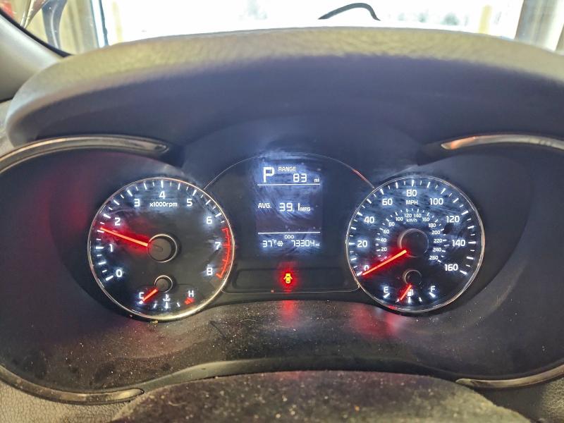 Photo 9 from auction – 2017 KIA FORTE LX with VIN 3KPFK4A78HE054690