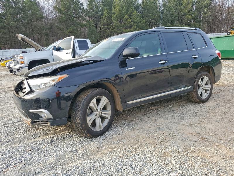 TOYOTA HIGHLANDER 2013 with VIN 5TDYK3EH8DS133363 - Photo from auction