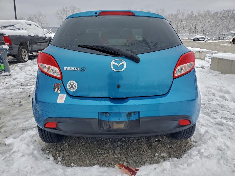 Photo 6 from auction – 2011 MAZDA MAZDA2 with VIN JM1DE1HYXB0130924