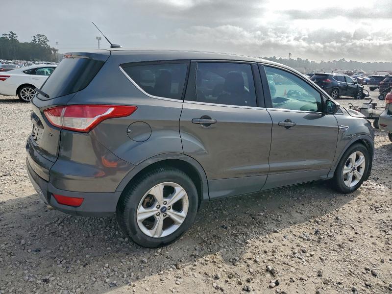 Photo 3 from auction – 2015 FORD ESCAPE SE with VIN 1FMCU0G70FUC58407