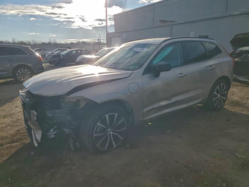 VOLVO XC60 PLUS 2023 with VIN YV4H60DW3P1385460 - Photo from auction
