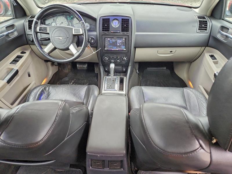Photo 8 from auction – 2007 CHRYSLER 300C SRT-8 with VIN 2C3LA73W67H871613