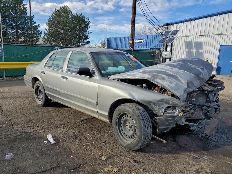 Photo 4 from auction – 2000 FORD CROWN VICT with VIN 2FAFP71W1YX204732