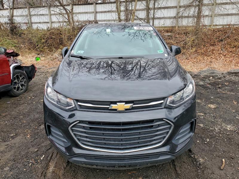Photo 5 from auction – 2022 CHEVROLET TRAX LS with VIN KL7CJNSM1NB555121