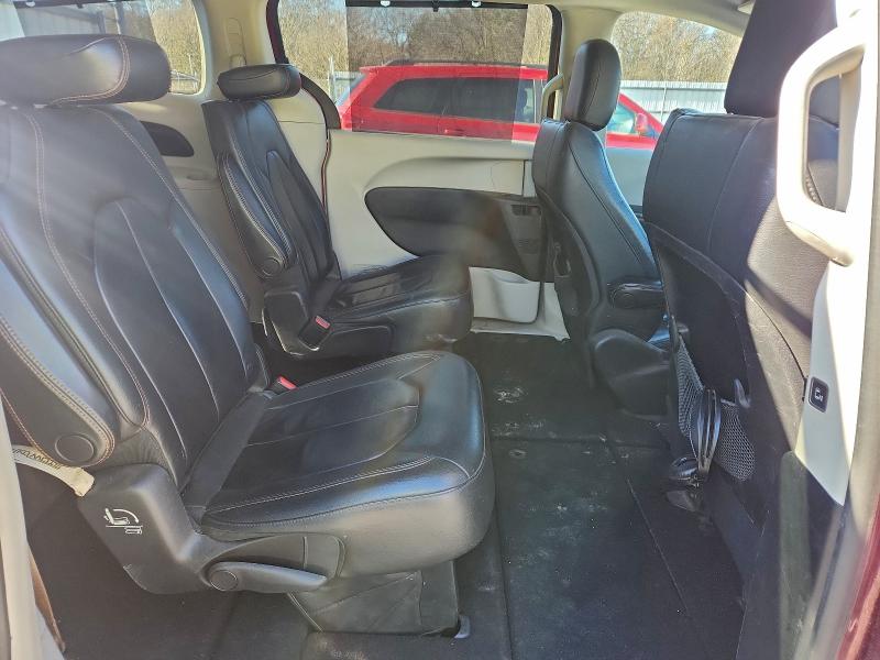 Photo 11 from auction – 2017 CHRYSLER PACIFICA T with VIN 2C4RC1BG8HR540602