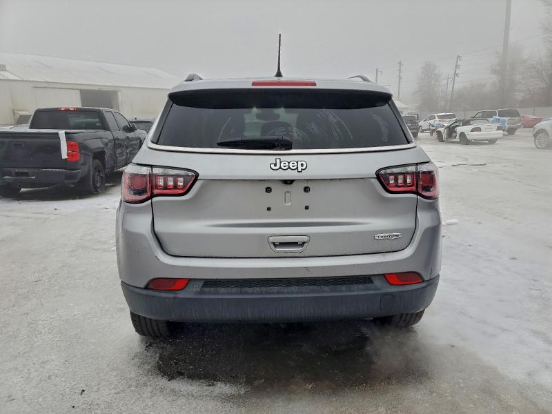 Photo 6 from auction – 2019 JEEP COMPASS LA with VIN 3C4NJCBB7KT749323