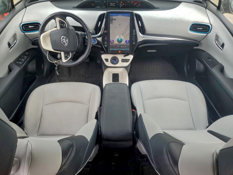 Photo 8 from auction – 2017 TOYOTA PRIUS PRIME with VIN JTDKARFP2H3056630