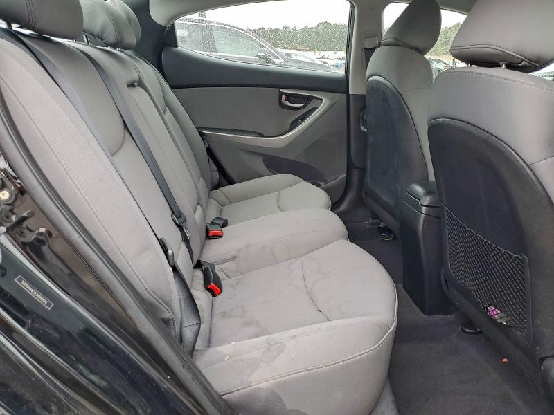 Photo 10 from auction – 2012 HYUNDAI ELANTRA with VIN 5NPDH4AE5CH095416