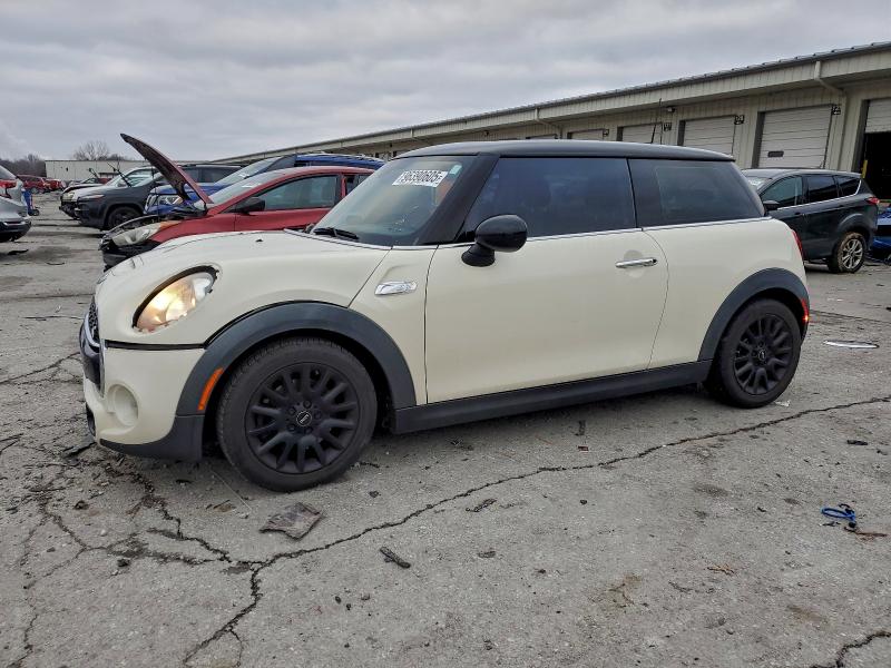 MINI COOPER S 2015 with VIN WMWXP7C55F2A59472 - Photo from auction