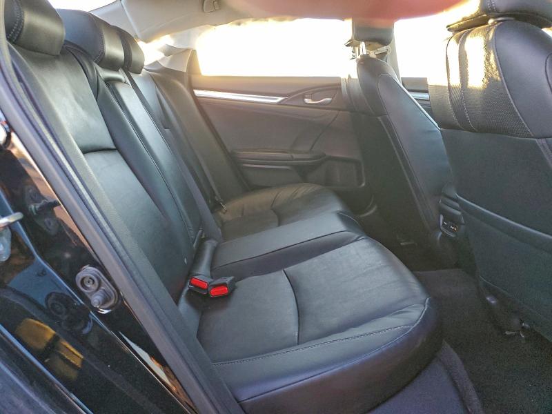 Photo 10 from auction – 2016 HONDA CIVIC with VIN 19XFC1F93GE027434