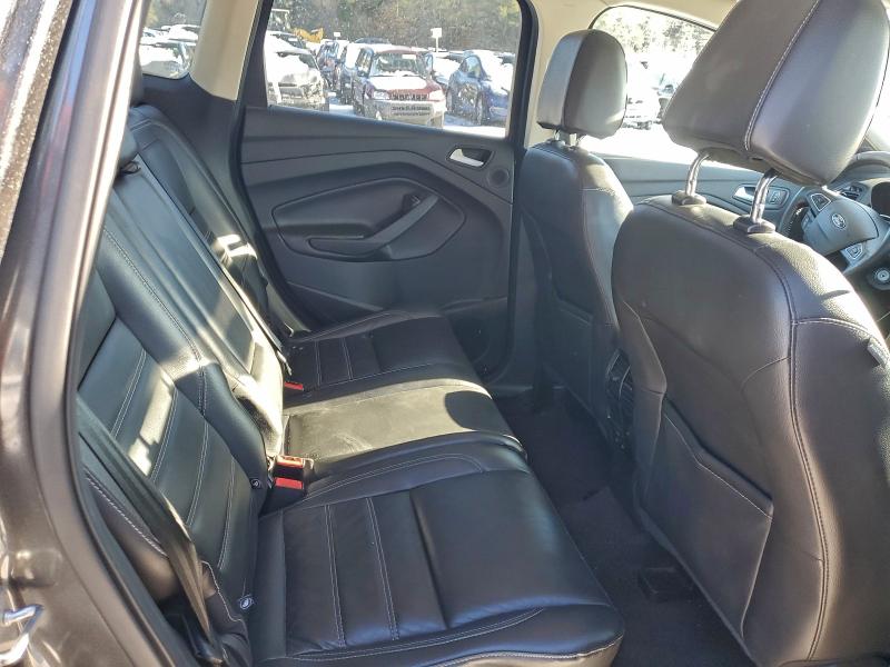Photo 11 from auction – 2017 FORD ESCAPE SE with VIN 1FMCU9GD5HUF00623