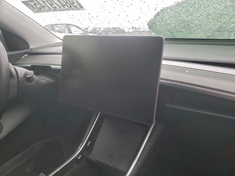 Photo 9 from auction – 2021 TESLA MODEL Y with VIN 5YJYGDEE1MF109875