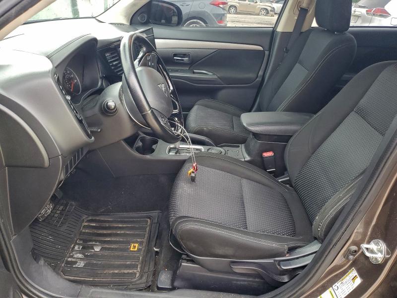 Photo 7 from auction – 2016 MITSUBISHI OUTLANDER with VIN JA4AD2A32GZ049259