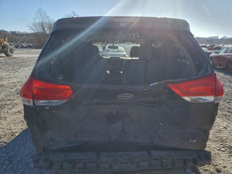 Photo 6 from auction – 2013 TOYOTA SIENNA LE with VIN 5TDKK3DC7DS298204