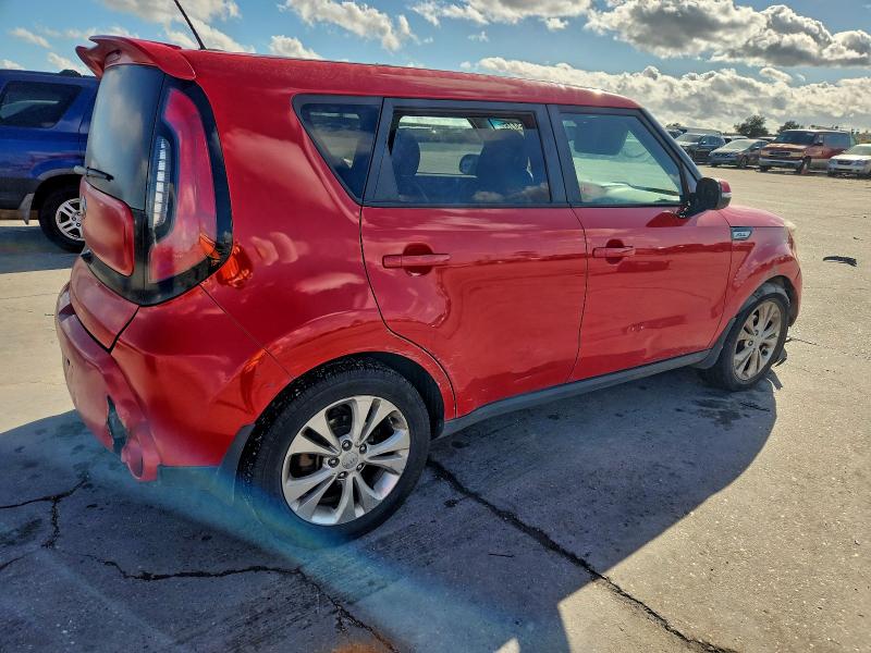 Photo 3 from auction – 2016 KIA SOUL with VIN KNDJX3A51G7855626