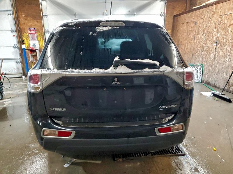 Photo 6 from auction – 2014 MITSUBISHI OUTLANDER with VIN JA4AZ3A32EZ003242