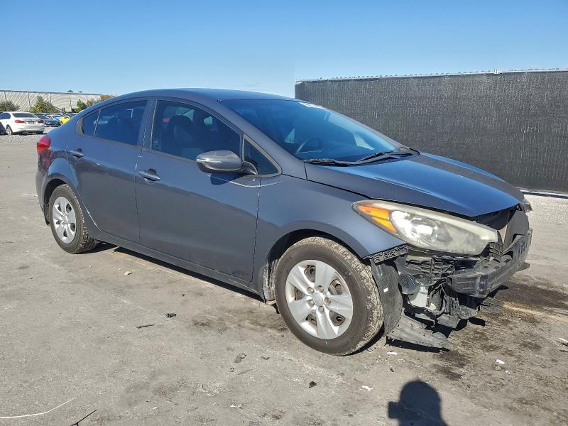 Photo 4 from auction – 2015 KIA FORTE with VIN KNAFX4A65F5289370