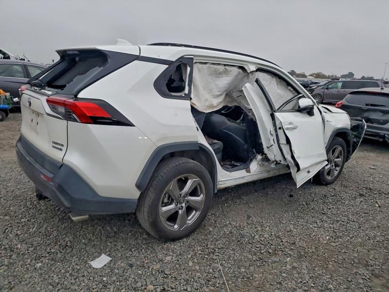 Foto 3 de la subasta – 2019 TOYOTA RAV4 LIMIT con VIN JTMDWRFVXKD508561