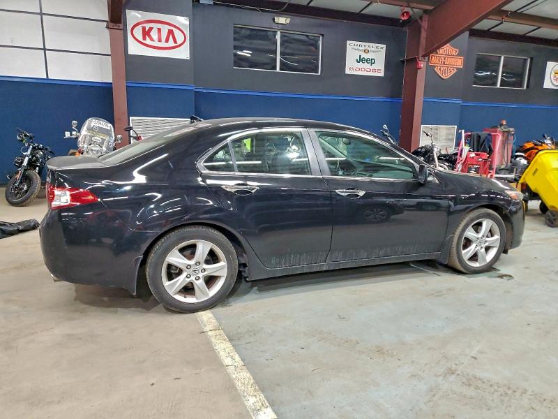 Photo 3 from auction – 2010 ACURA TSX with VIN JH4CU2E6XAC027702