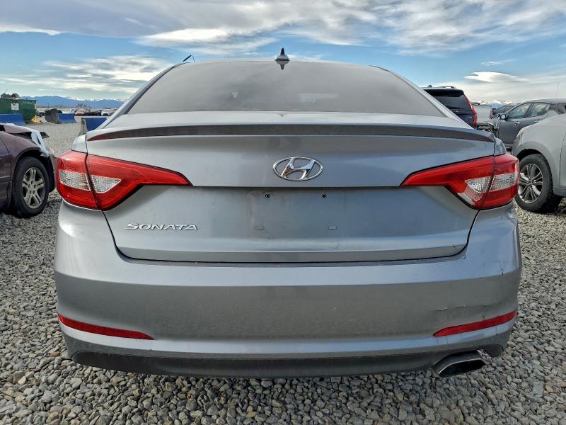 Photo 6 from auction – 2017 HYUNDAI SONATA SE with VIN 5NPE24AF8HH560745