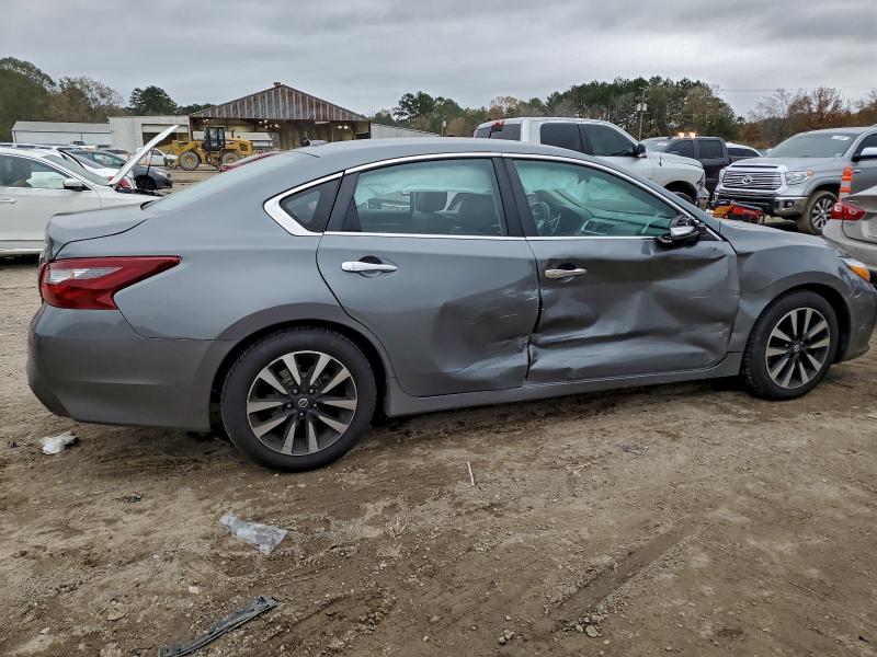 Photo 3 from auction – 2018 NISSAN ALTIMA with VIN 1N4AL3APXJC281688