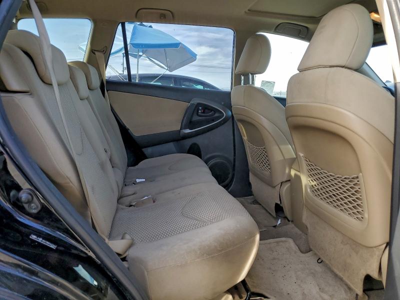 Photo 11 from auction – 2011 TOYOTA RAV4 with VIN JTMBF4DV7B5047262