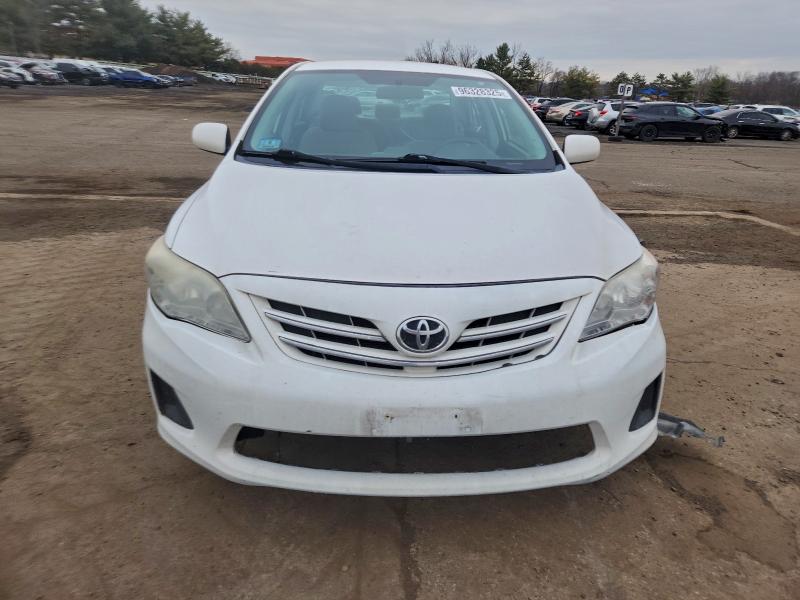 Photo 5 from auction – 2013 TOYOTA COROLLA with VIN 2T1BU4EE7DC028608