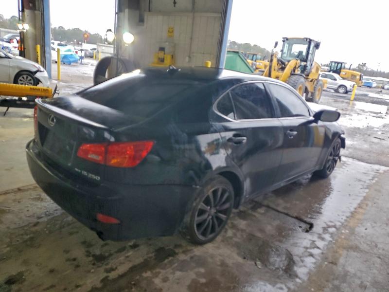 Photo 3 from auction – 2007 LEXUS IS 250 with VIN JTHCK262075013094