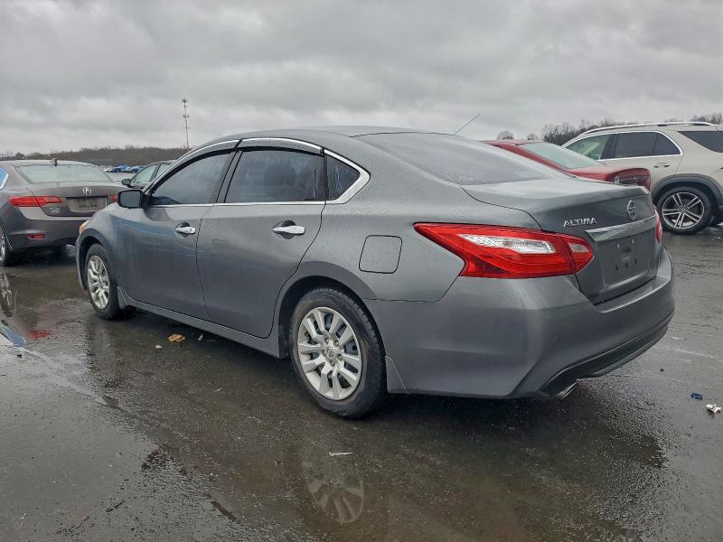 Photo 2 from auction – 2017 NISSAN ALTIMA 2.5 with VIN 1N4AL3AP4HC272656