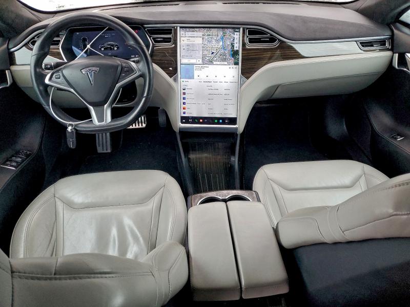 Photo 8 from auction – 2015 TESLA MODEL S with VIN 5YJSA1E20FF109235