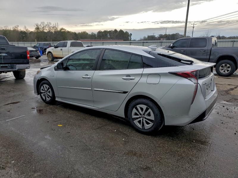 Photo 2 from auction – 2018 TOYOTA PRIUS with VIN JTDKARFU4J3055944
