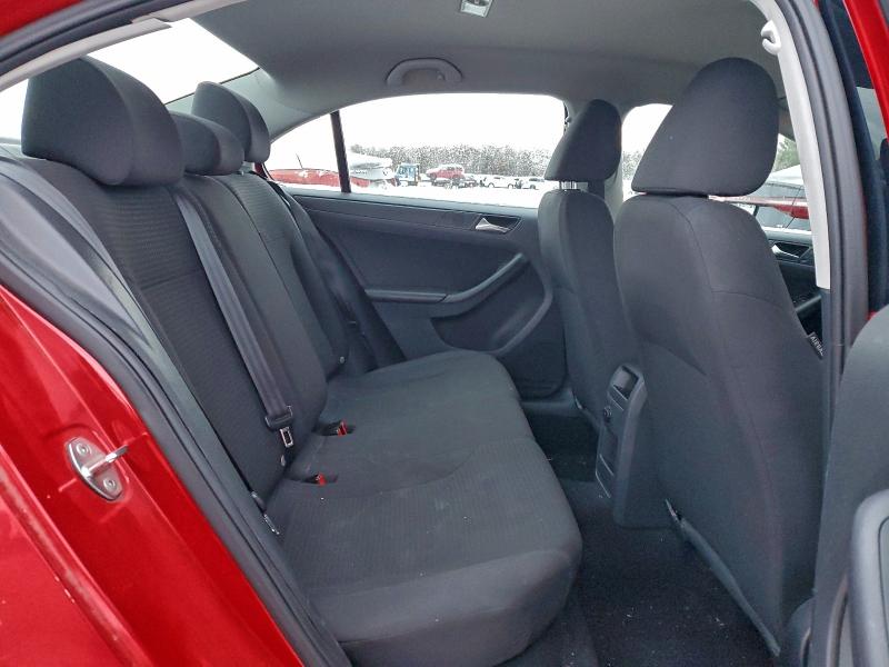 Photo 10 from auction – 2015 VOLKSWAGEN JETTA with VIN 3VW2K7AJ4FM309752