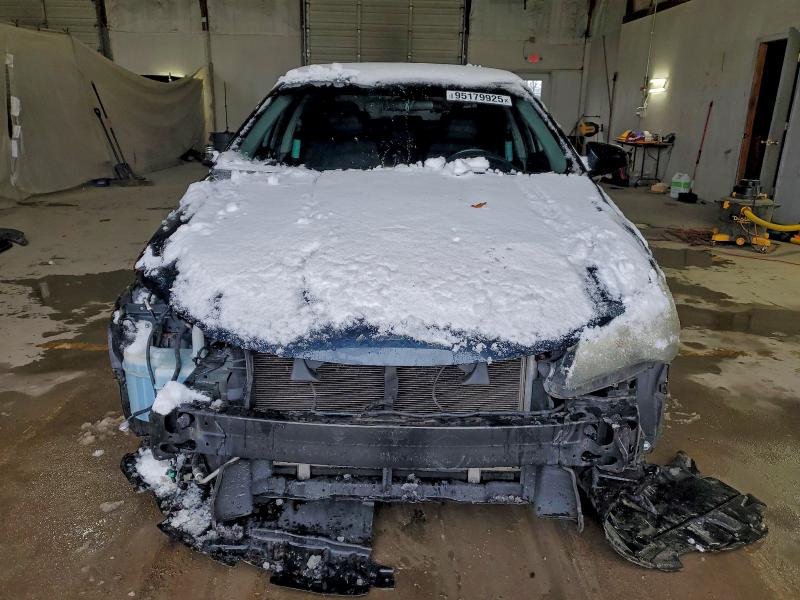 Photo 5 from auction – 2017 TOYOTA CAMRY LE with VIN 4T1BF1FK0HU633233