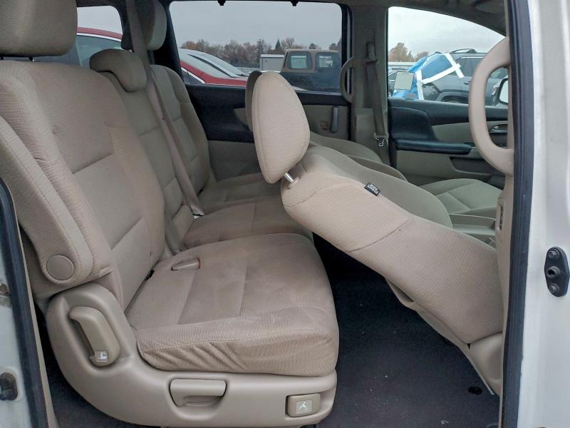 Photo 11 from auction – 2011 HONDA ODYSSEY EX with VIN 5FNRL5H49BB073830