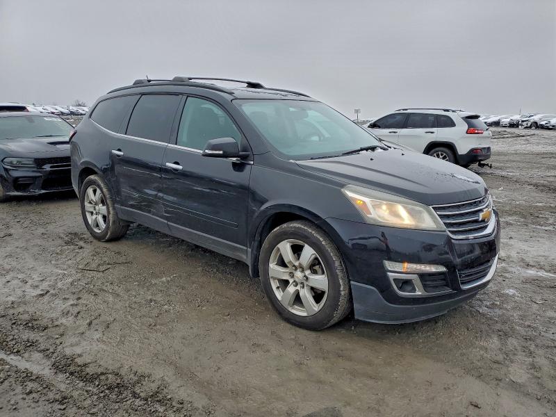 Photo 4 from auction – 2016 CHEVROLET TRAVERSE L with VIN 1GNKRGKDXGJ290170