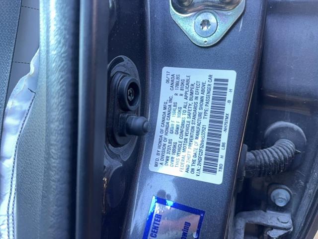 Photo 10 from auction – 2017 HONDA CIVIC LX with VIN 2HGFC2F52HH550521