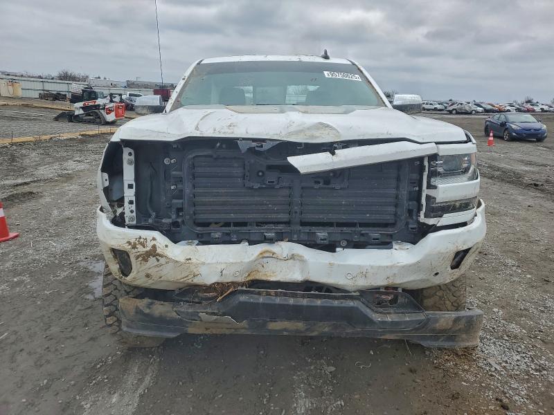 Photo 5 from auction – 2017 CHEVROLET SILVERADO with VIN 3GCUKSECXHG101502