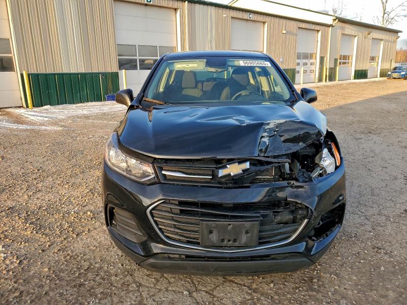 Photo 5 from auction – 2018 CHEVROLET TRAX LS with VIN 3GNCJKSB9JL197685
