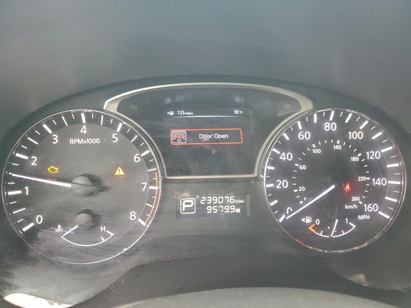 Photo 9 from auction – 2013 NISSAN PATHFINDER with VIN 5N1AR2MNXDC676838