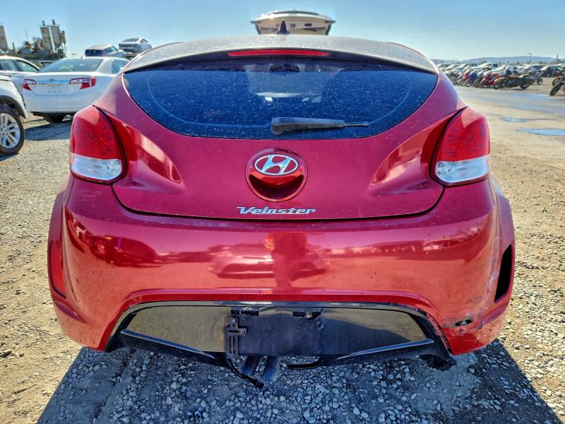 Photo 6 from auction – 2013 HYUNDAI VELOSTER with VIN KMHTC6AD0DU114406