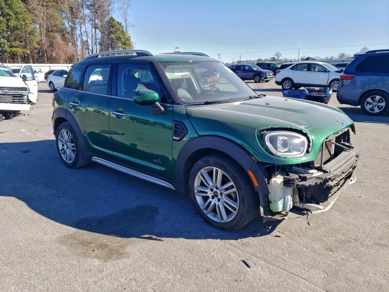 Photo 4 from auction – 2022 MINI COOPER COU with VIN WMZ43BR03N3N72712