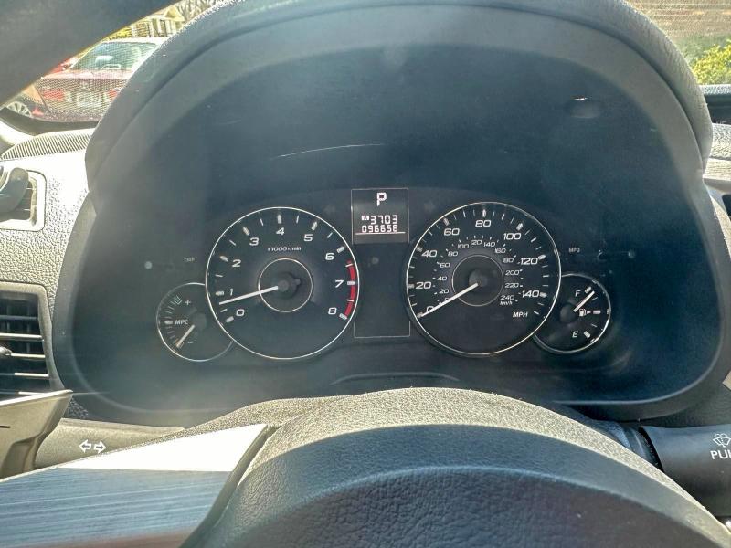 Снимка 8 от търг – 2011 SUBARU OUTBACK 2. с VIN 4S4BRBAC5B3346366
